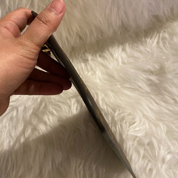 Pouch❤️sold on Ig❤️ - Picture 6 of 9